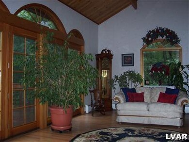 2236 W Bangor Rd, Bangor, PA 18013 - photo 5