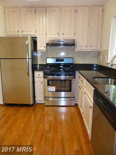 3533 Singers Glen Dr, Olney, MD 20832 - photo 2