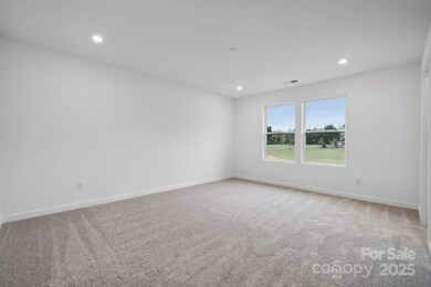 807 Olde England Dr, Lincolnton, NC 28092 - photo 6