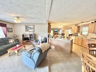 27 Rd, West Hamlin, WV 25571 - photo 6