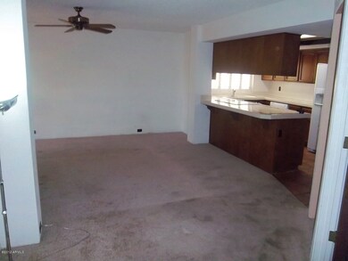 Family Rm - Kitchen