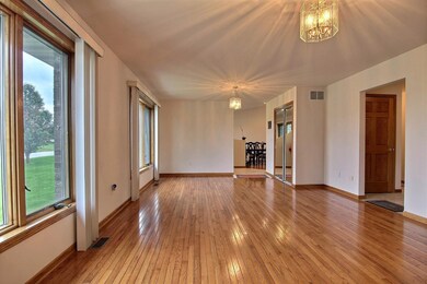 10800 Benton St, Crown Point, IN 46307 - photo 4