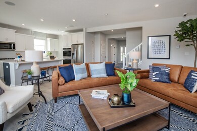 659 Bluestem Cir, New Whiteland, IN 46184 - photo 3