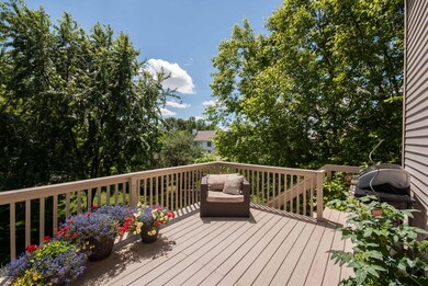 DeckWithStairsToBackYard