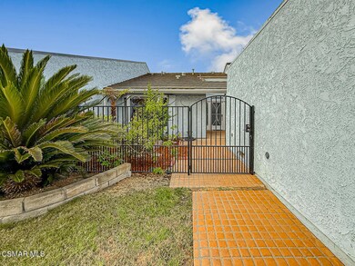 2772 Lakeridge Ln, Westlake Village, CA 91361 - photo 5