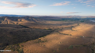 NKA Windyheart Ln unit 2, Yakima, WA 98908 - photo 5