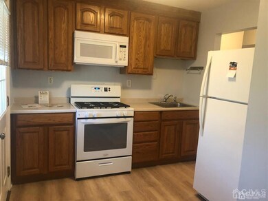 11 Dartmouth Ave unit 2A, Bridgewater, NJ 08807 - photo 3