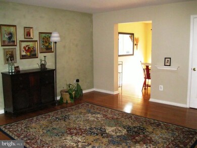 3920 Captain Molly Cir unit 155, Doylestown, PA 18902 - photo 5