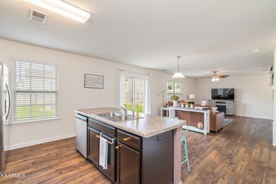 9515 Avian Forest Ln-22