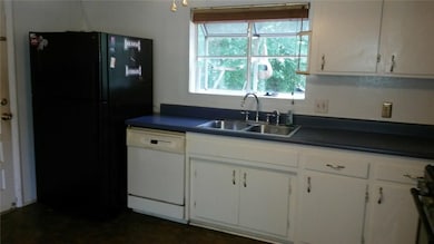 341 W 22nd St, Fayetteville, AR 72701 - photo 5