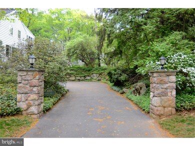 1005 Parkside Dr N, Reading, PA 19610 - photo 3