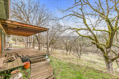 5885 Crowfoot Rd, Trail, OR 97541 - photo 4