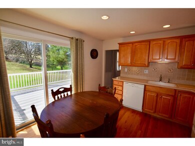 1040 Harmony Hill Rd, Downingtown, PA 19335 - photo 7