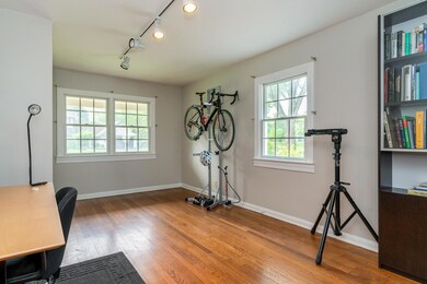 1824 Suffolk Rd-55