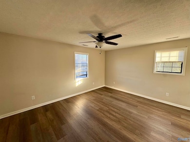 433 Hargrove St unit B, Athens, AL 35611 - photo 3