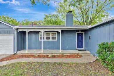 1710 N Old Manor Rd, Wichita, KS 67208 - photo 2