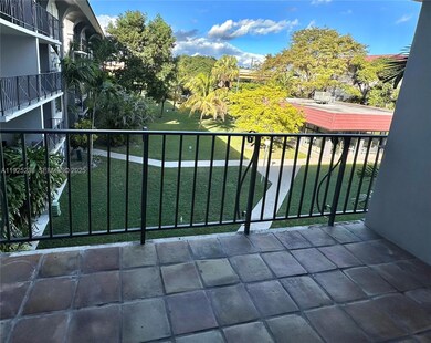 Granada Dadeland unit 312W, Miami, FL 33143 - photo 7