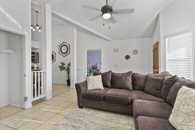 516 Lauren St, Horizon City, TX 79928 - photo 3