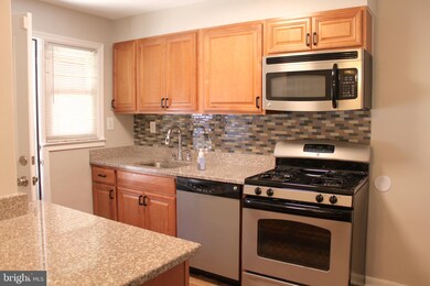 2114 Graythorn Rd, Middle River, MD 21220 - photo 4