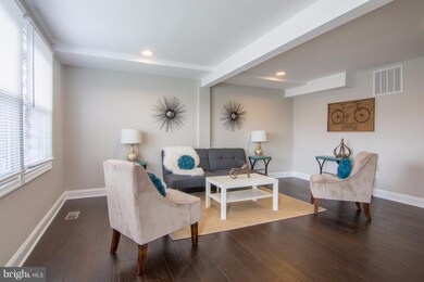 12369 Boncrest Dr, Reisterstown, MD 21136 - photo 4