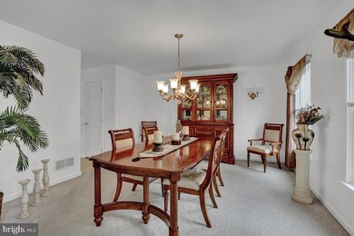 33 Calais Dr, Reading, PA 19605 - photo 7