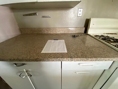 8120 Hickory Ln, El Paso, TX 79915 - photo 6