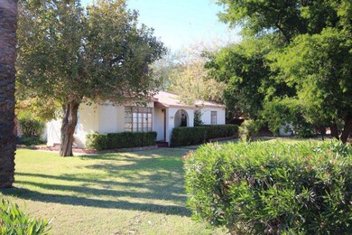 1737 E Osborn2