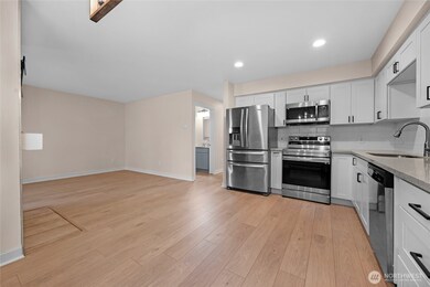 12303 Harbour Pointe Blvd unit S104, Mukilteo, WA 98275 - photo 5