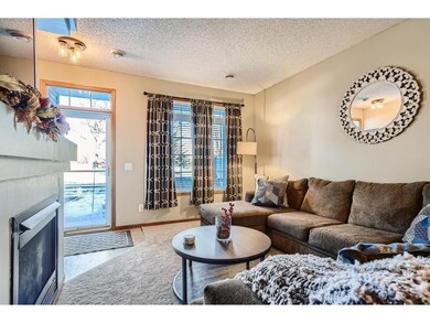 09 Living Room