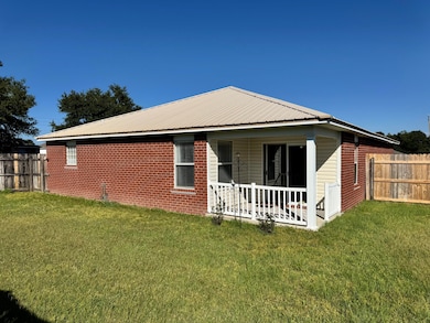 296 Limestone Cir, Crestview, FL 32539 - photo 4