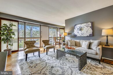 24 Manor Cir unit 105, Takoma Park, MD 20912 - photo 7