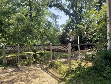 5924 Bryan Pkwy, Dallas, TX 75206 - photo 3