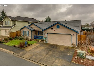206 Hauser Ct, Molalla, OR 97038 - photo 2