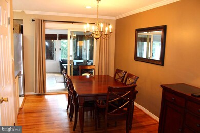 407 Yeonas Dr SW, Vienna, VA 22180 - photo 5