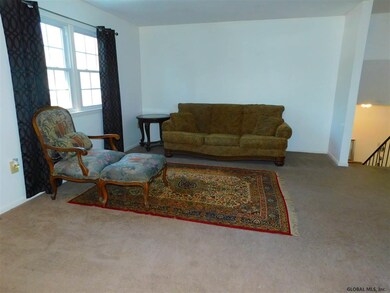 6 Stuyvesant Ct, Ballston Spa, NY 12020 - photo 5