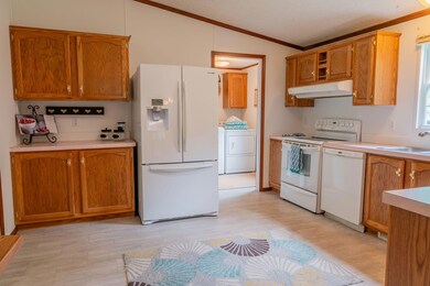 36-web-or-mls-41 Marshbrook Crossing-37