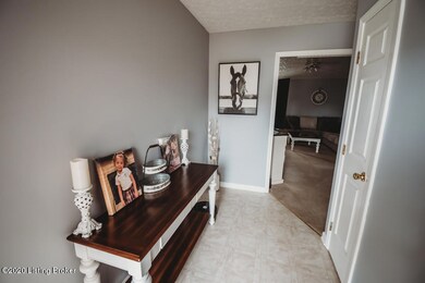 456 Helm Ln, Mount Washington, KY 40047 - photo 4