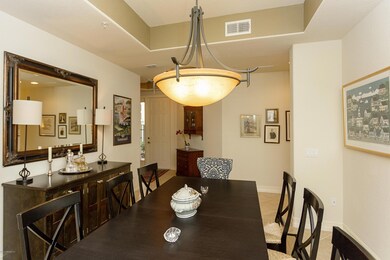 005_Dining Room