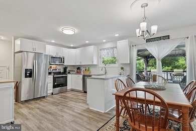 607 Jays Ln, Pottstown, PA 19464 - photo 5