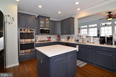 25425 Elm Terrace, Aldie, VA 20105 - photo 2