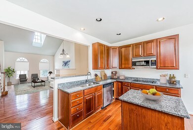 136 Teapot Ct, Reisterstown, MD 21136 - photo 4