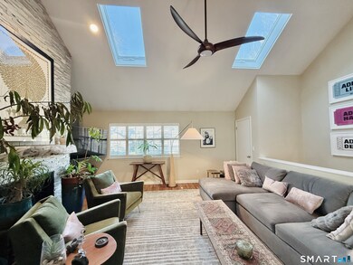 2289 Bedford St unit H13, Stamford, CT 06905 - photo 4