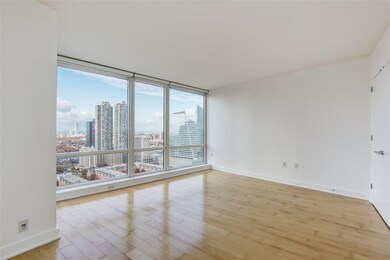Crystal Point unit 2808, Jersey City, NJ 07302 - photo 4