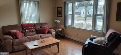 1209 Meadow View Rd, Pasadena, MD 21122 - photo 7