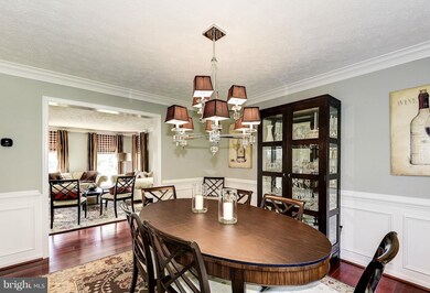 2540 Chelmsford Dr, Crofton, MD 21114 - photo 7