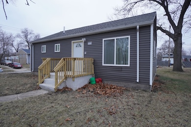 1092 Hanley St, Gary, IN 46406 - photo 4