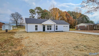 16674 Hampton Ln, Athens, AL 35611 - photo 3