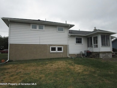 715 Moritz St, Dunmore, PA 18512 - photo 2