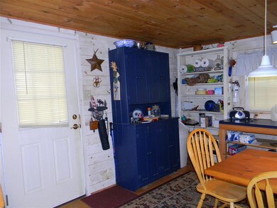 43 Montgomery Rd unit M 405 L 019, Stark, NH 03582 - photo 7