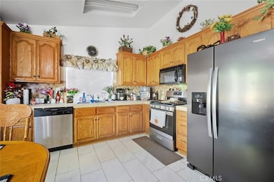 42918 Fanchon Ave, Lancaster, CA 93536 - photo 5